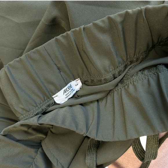 Men's Olive Green Pants - Picture 4 of 4